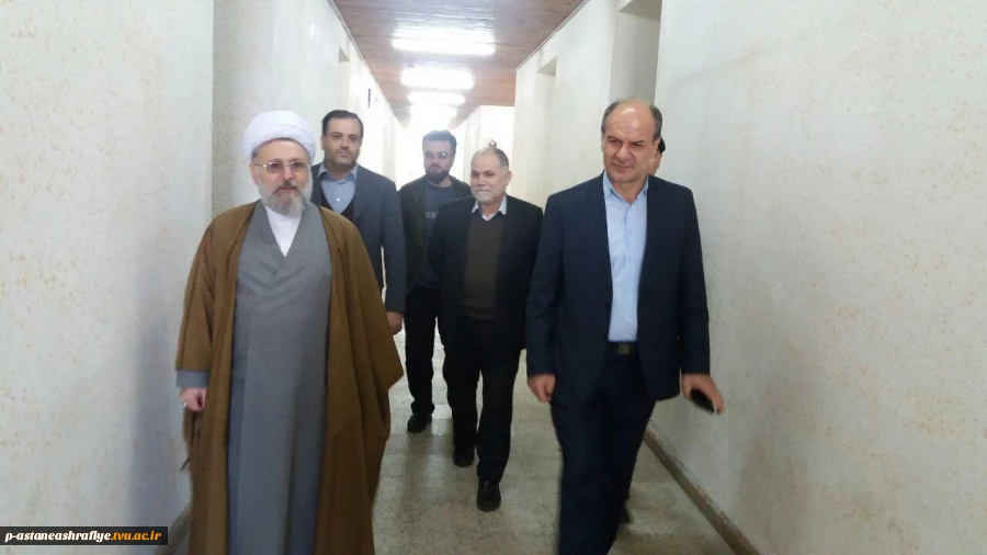 بازدید مسئولین شهرستان از آموزشکده 9
