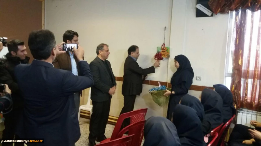 شرکت در مراسم زنگ پژوهش مدارس 3