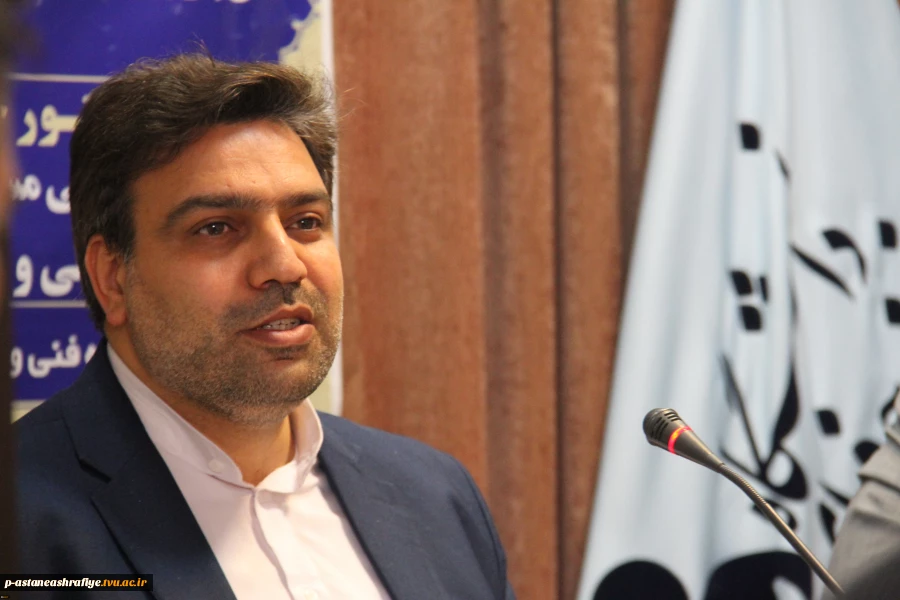 جلسه هیئت رئیسه دانشگاه فنی و حرفه‌ای با حضور دکتر عرفان خسرویان روز چهارشنبه ۴ خردادماه، در محل دانشگاه فنی و حرفه‌ای استان همدان برگزار شد. 2