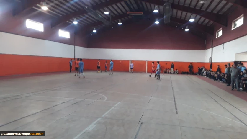 برگزاری مسابقات فوتسال خوابگاه دانشجویی شهید سلیمانی با هنرجویان هنرستان دکتر دشتستانی شهرستان آستانه اشرفیه