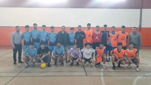 برگزاری مسابقات فوتسال خوابگاه دانشجویی شهید سلیمانی با هنرجویان هنرستان دکتر دشتستانی شهرستان آستانه اشرفیه 3