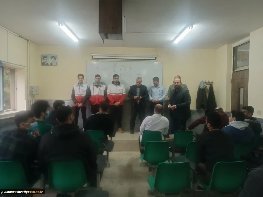 برگزاری مراسم انتخابات مسئول جدید کانون هلال احمر آموزشکده 3