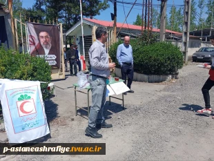 برپای ایستگاه صلواتی به مناسبت روز جهانی هلال احمر وگرامیداشت شهدای دانش آموز شهرستان مینا 3